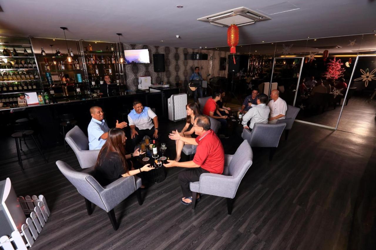 Apple Hotel Penang George Town Exterior photo